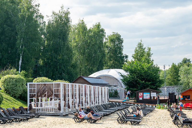 شاطئ مع حمام سباحة изображение номер 23