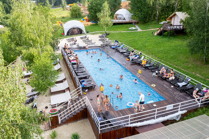 شاطئ مع حمام سباحة изображение номер 18