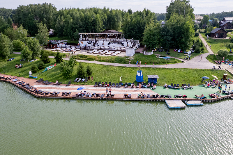 شاطئ مع حمام سباحة изображение номер 21