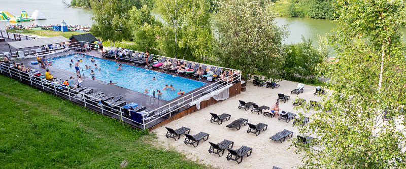 شاطئ مع حمام سباحة изображение номер 12